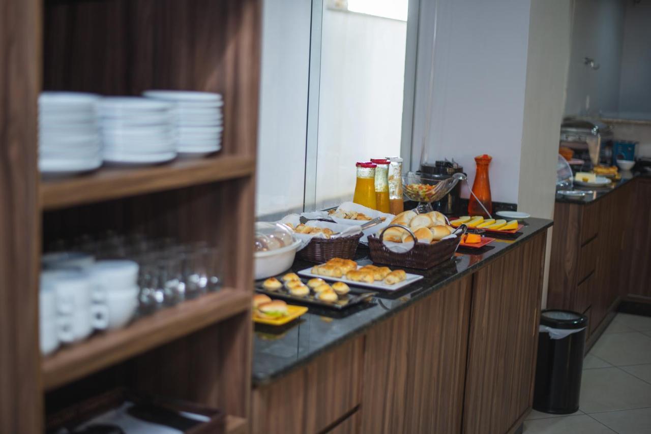 Manhattan Apart Hotel Caratinga Ngoại thất bức ảnh